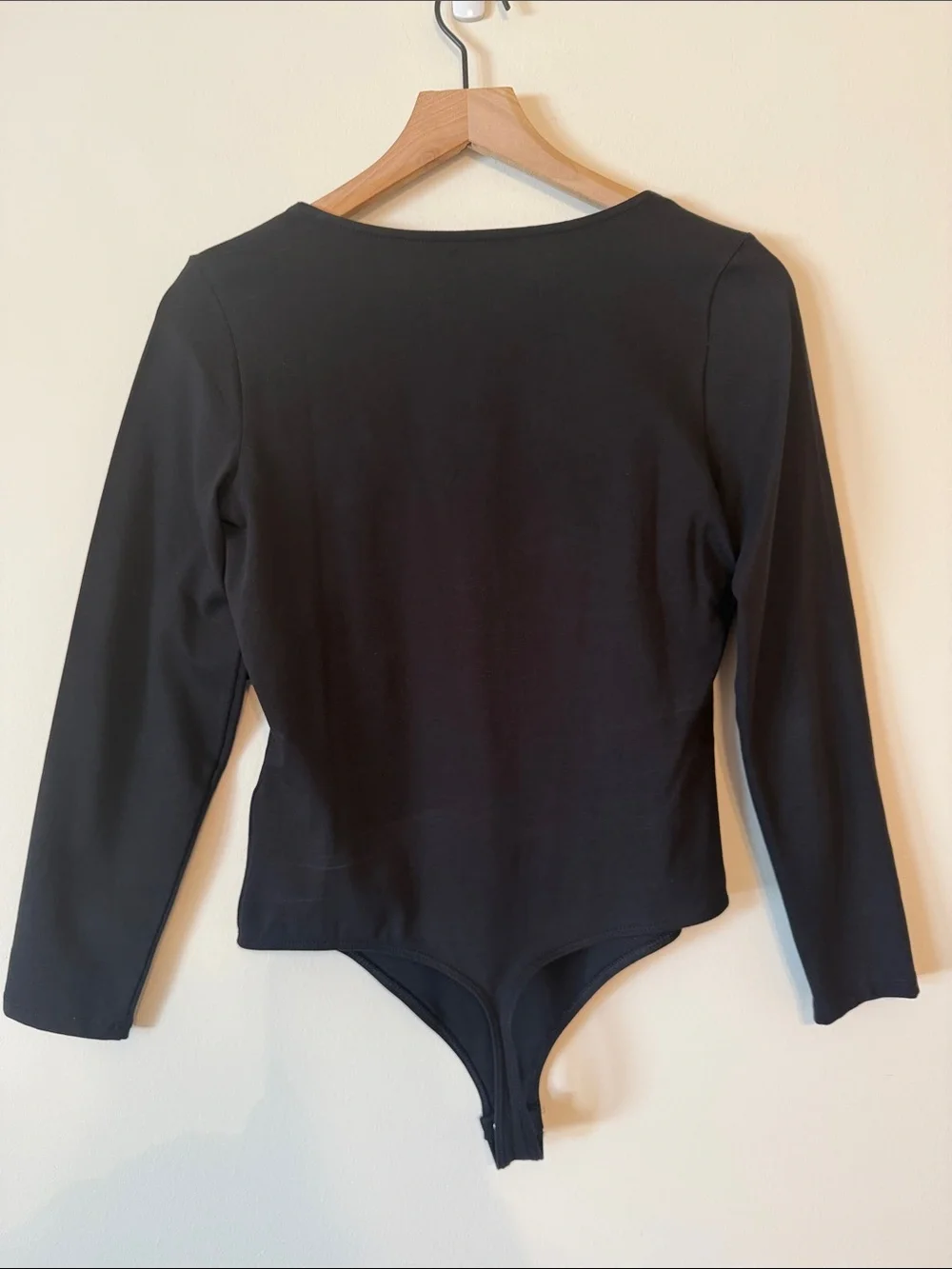 EXPRESS Body Contour Collection Black Scoop-Neck Long Sleeve Bodysuit
